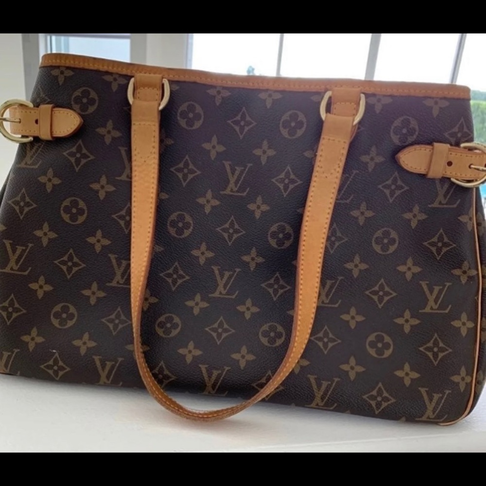 Authentic Louis Vuitton Batignolles tote
